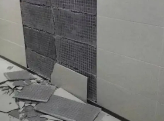 沛县瓷砖空鼓维修公司分享下沛县墙砖松动维修的知识